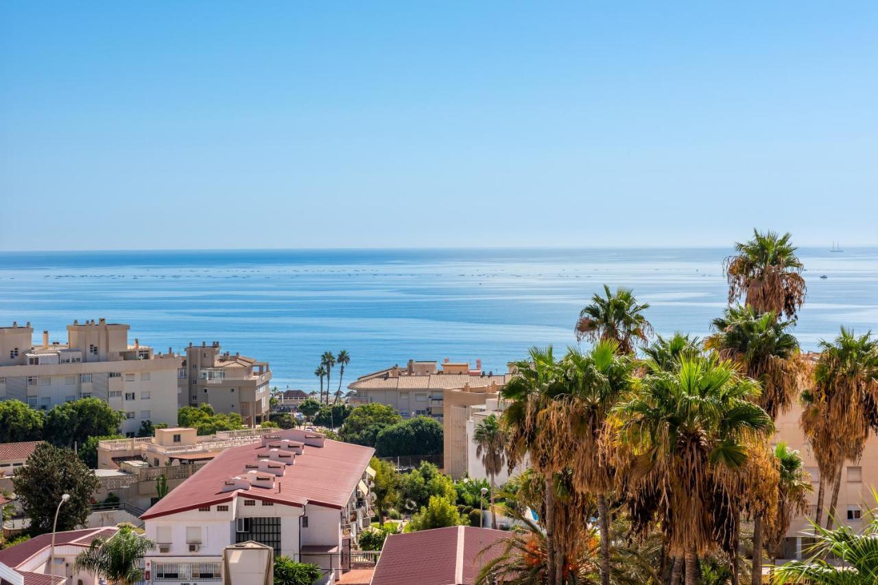 Al Andalus Carihuela Apartment Torremolinos Luaran gambar