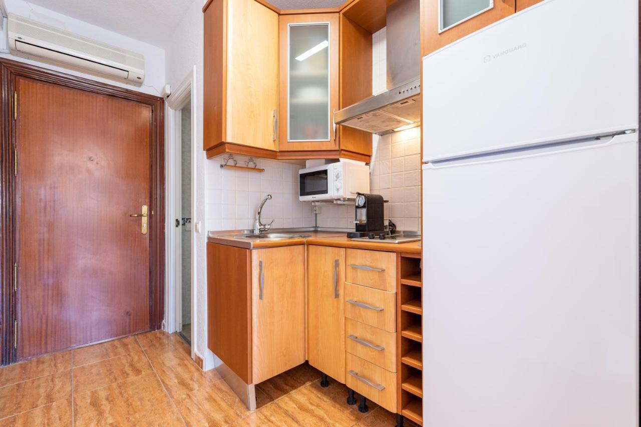 Al Andalus Carihuela Apartment Torremolinos Luaran gambar
