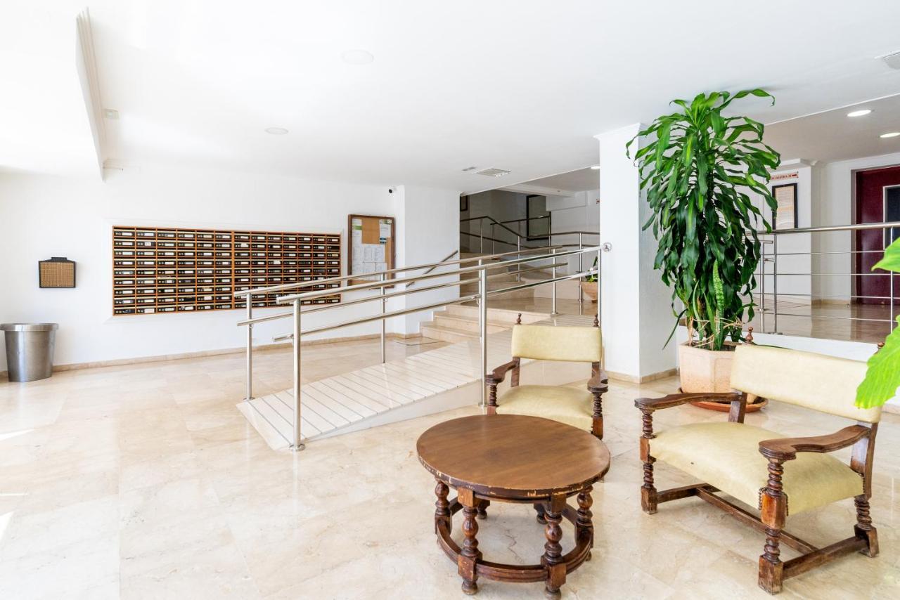 Al Andalus Carihuela Apartment Torremolinos Luaran gambar